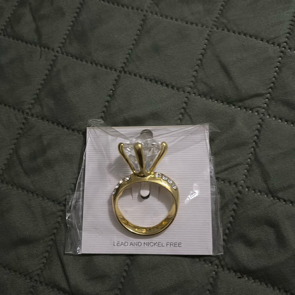 bling ring pin brooch gold plated with diamond and accents 3” x 2”
